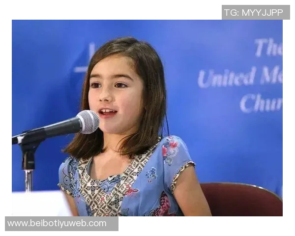 卢指导赞比尔对抗训练表现出色移动能力令人印象深刻