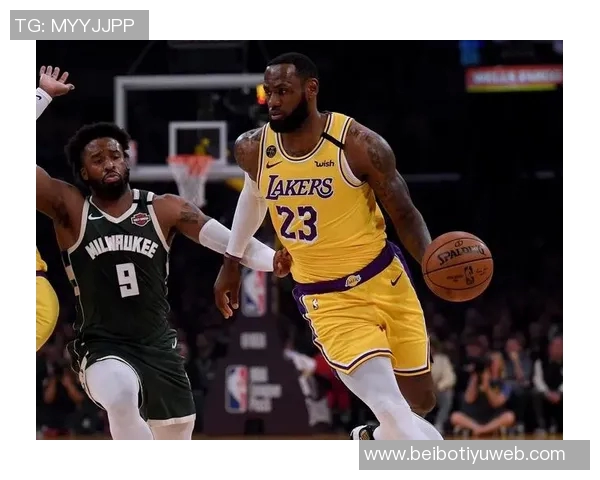 詹姆斯助攻总数达13691次距离超越保罗仅差71次